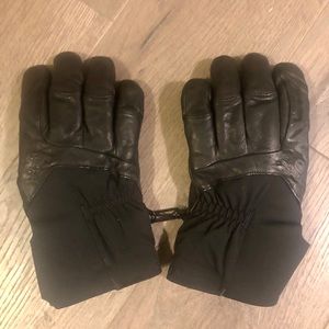 Arc’teryx Women’s Gloves
